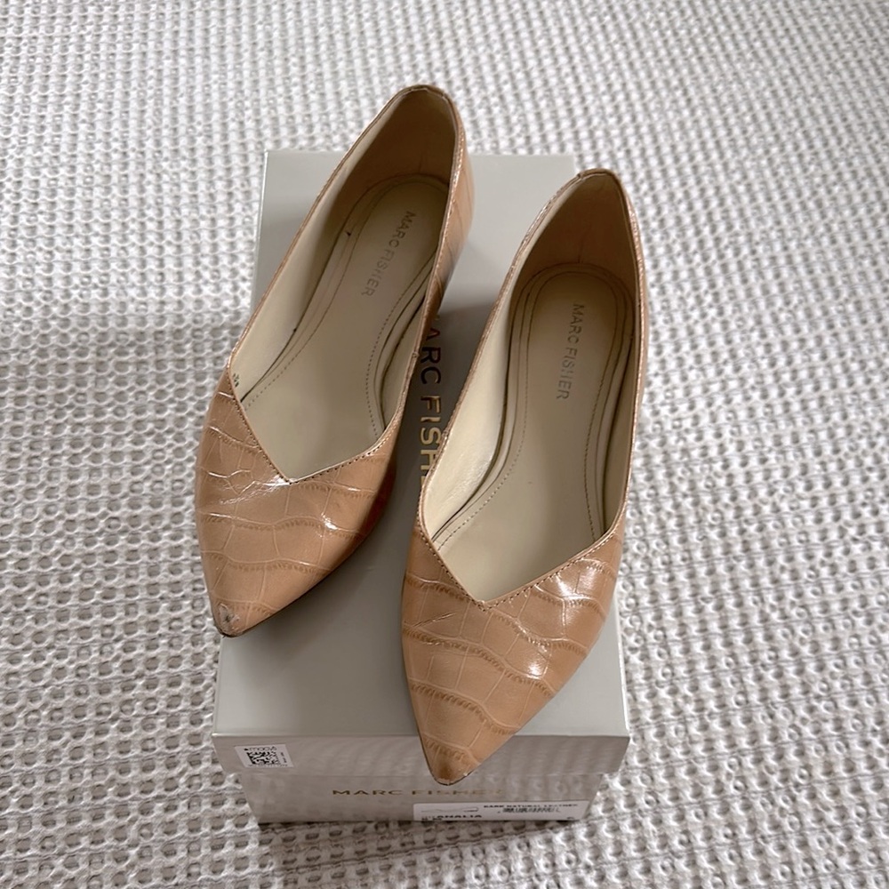 Marc Fisher Analia Pointed Flats